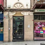Acogedor A Un Paso Del Casco Viejo 毕尔巴鄂
