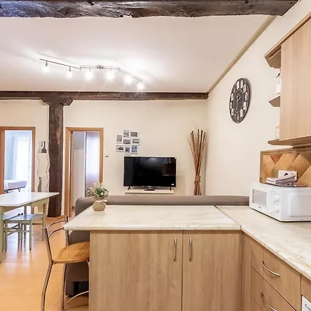 Acogedor A Un Paso Del Casco Viejo * Бильбао