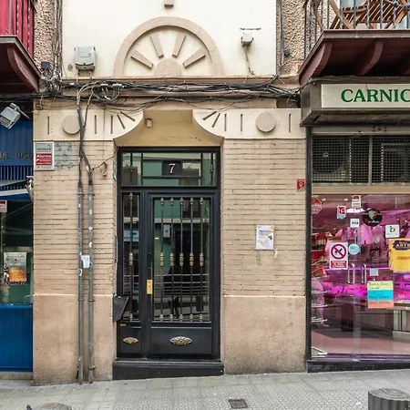 Acogedor A Un Paso Del Casco Viejo Бильбао